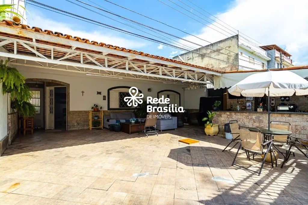 QRO A - Candandolândia Se você procura conforto e praticidade em um só lugar, es...
