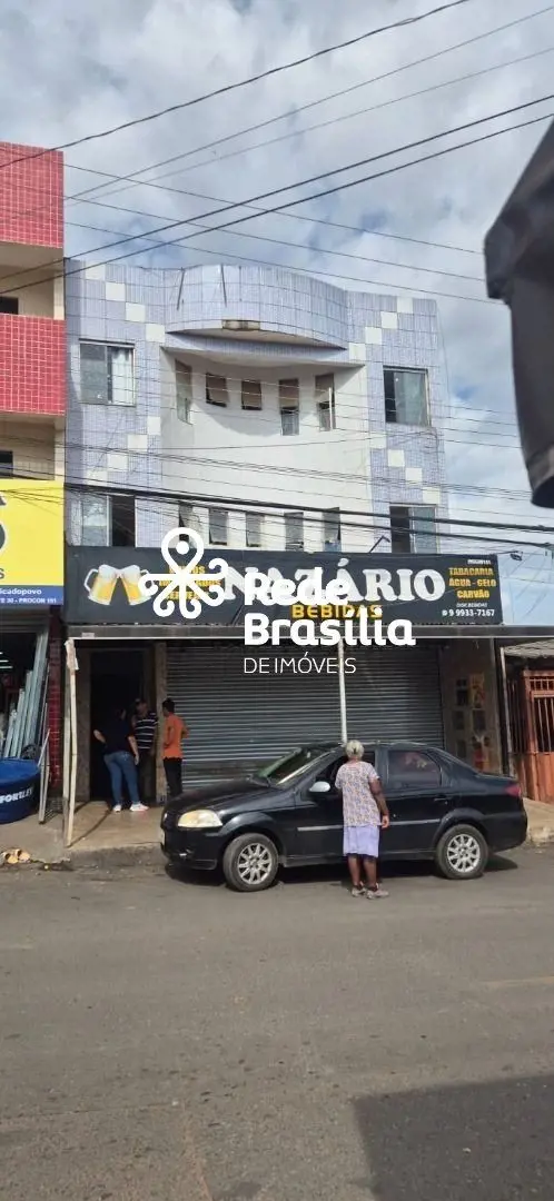 QR 410 I Prédio à venda de 334 m² - Samambaia NorteExcelente prédio para investi...