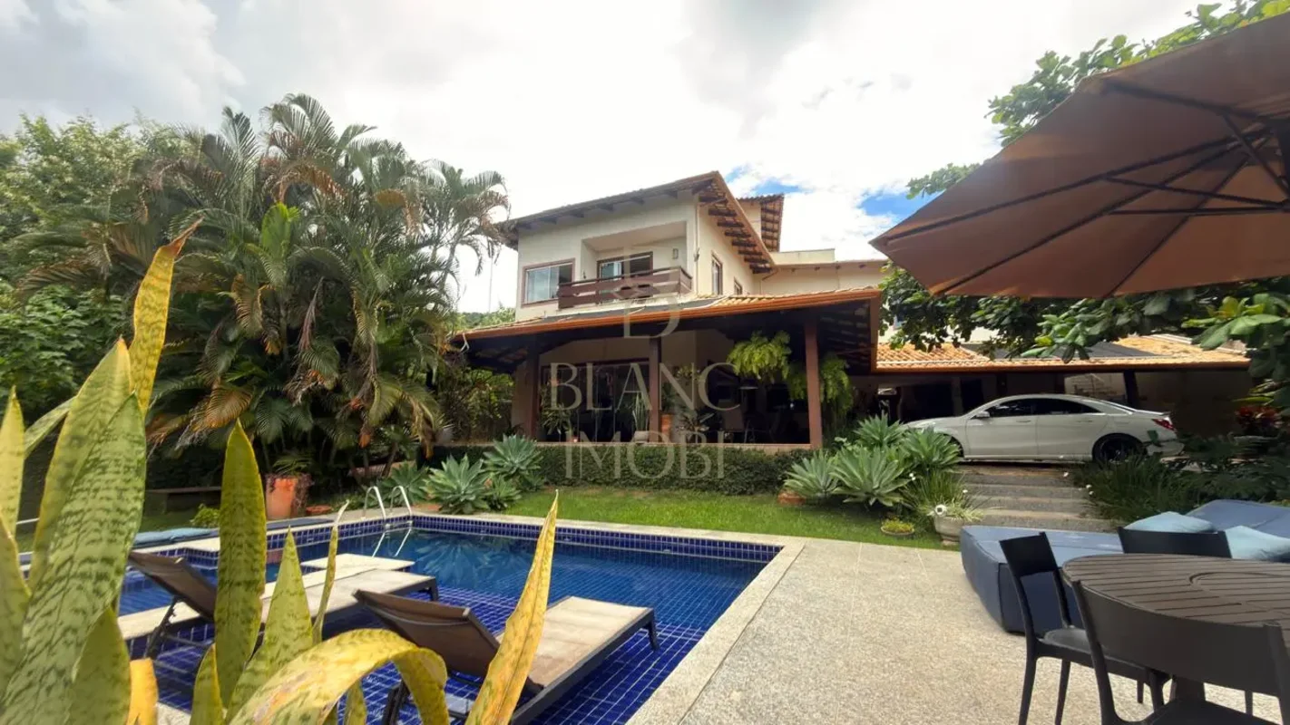  Casa à Venda no Núcleo Rural Jerivá – Lago Norte, Brasília/DFConforto, Sustenta...