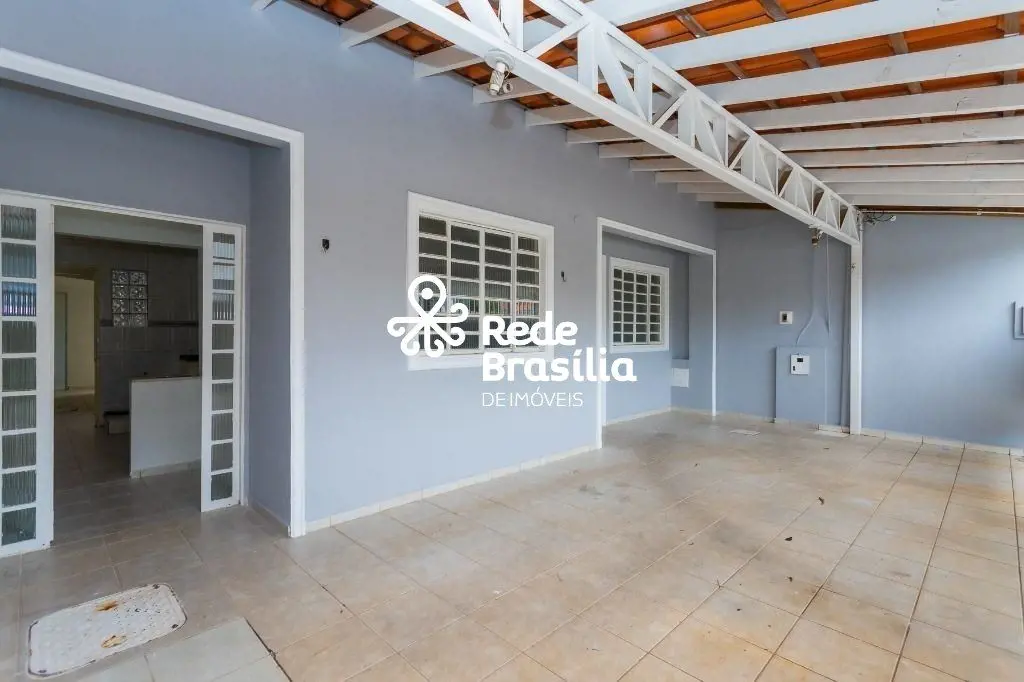 QE 13 - Guará IIApresentamos esta excelente casa, ideal para quem busca conforto...