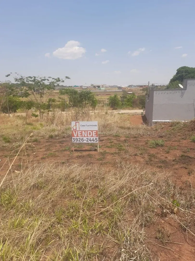Lote no Residencial Maria Monteiro, pronto para construir, com infraestrutura co...