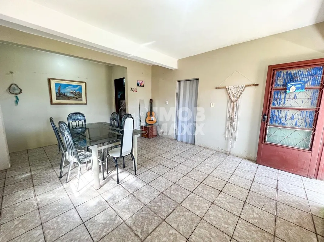 tem escritura Não tem habite-se Não é financiável Se você procura uma casa espaç...