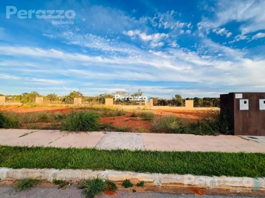 Ótimo Terreno localizado no Lê Premier Résidence - Jardim Botânico IIIPor R$395....