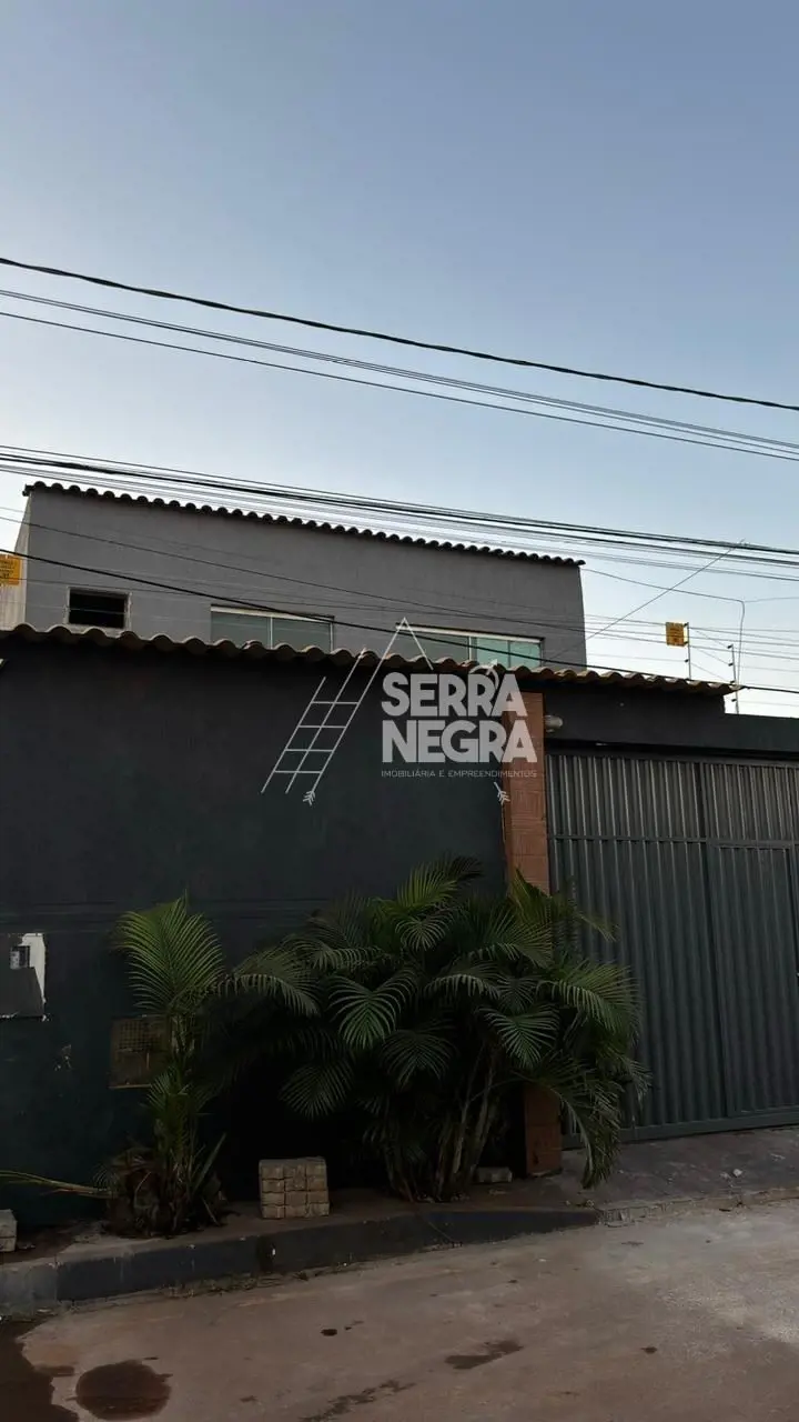 Oportunidade Única! Sobrado Reformado em Vicente PiresSe você busca o lar dos se...