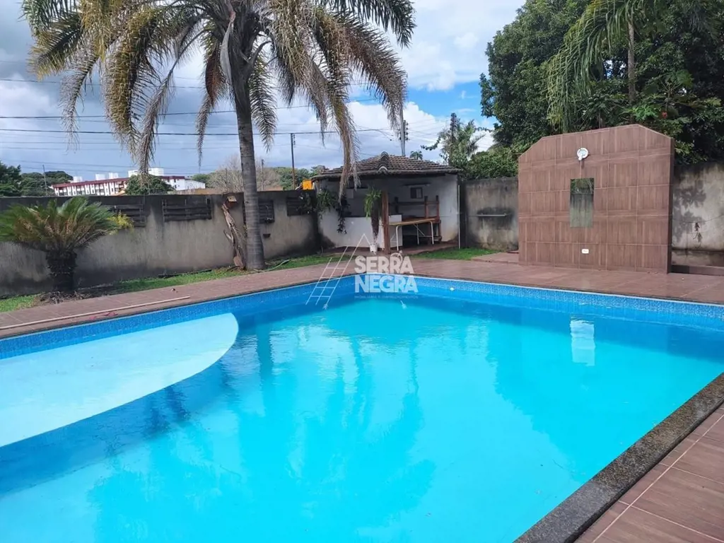 EXCELENTE OPORTUNIDADE PARA MORAR OU INVESTIR .Terreno 2.000 m²1000 m² área cons...