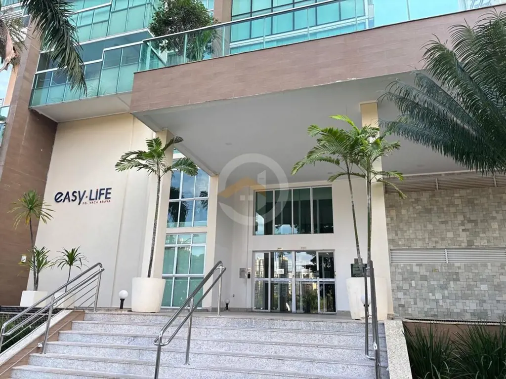 MORE NO SETOR BUENO COM CONFORTO, PRATICIDADE E EXCELENTE CUSTO-BENEFÍCIO!Se voc...