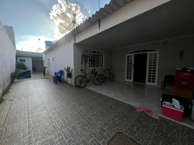 CASA A VENDA COM ÓTIMA LOCALIZAÇÃO! ESTÂNCIA I, MÓDULO R, PRÓXIMO A LOTÉRICA, EM...