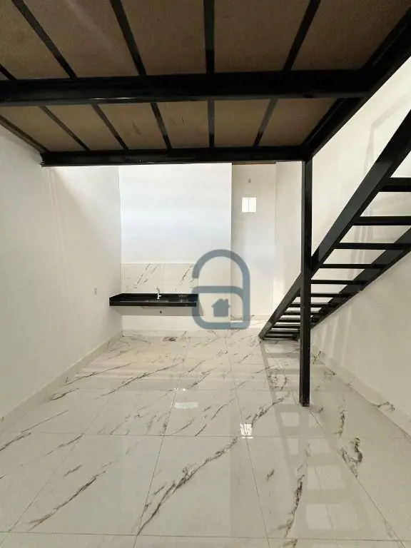 Loft com Vista Livre para Reserva Natural Alugue sem Burocracia!Se você busca um...