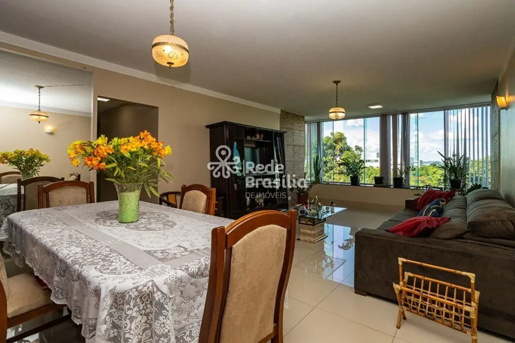 Apartamento à Venda SQN 304 Asa NorteExcelente apartamento, nascente e com vista...