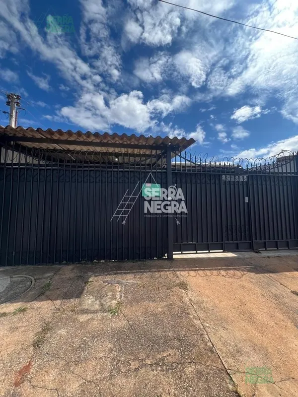 Casa padrão 2 quartos na QR 304 SAMAMBAIA SULDescrição:-Área total: 112,50M²-Áre...
