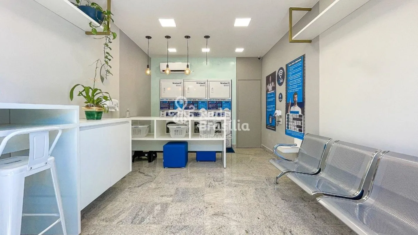 Ótima oportunidade na CLN 402!O diferencial da loja: Ótima oportunidade de inves...