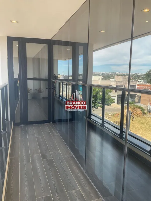 BRANCO IMOVEIS VENDE!!Linda Casa à venda!Casa QE 54 4 quartos sendo:3 suites1 cl...