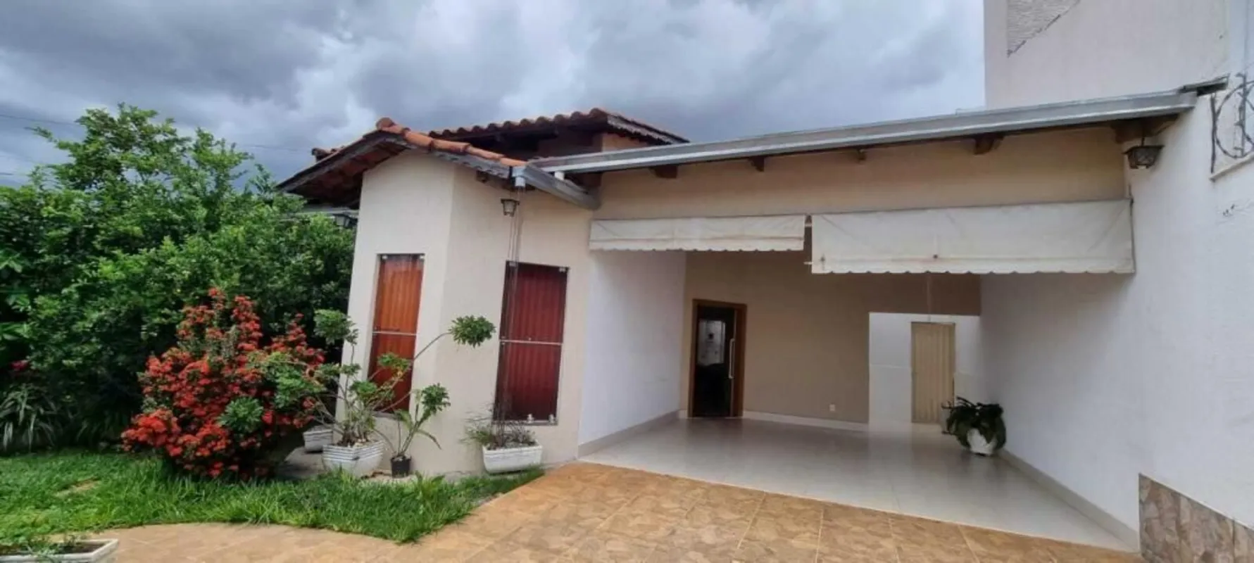 Casa contendo 03 (três) quartos, 01 (um) suíte mais 01 (um) banheiro social, óti...