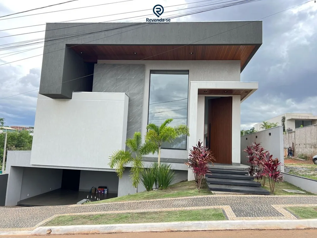 Belissima casa no Grand Trianon-Terreno 420m -Construcao 245mGaragem ampla Sala ...