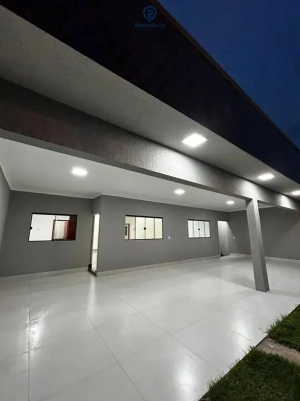 Casa Moderna de Alto Padrão - 3 Quartos | Cidade SatéliteSe você busca conforto,...