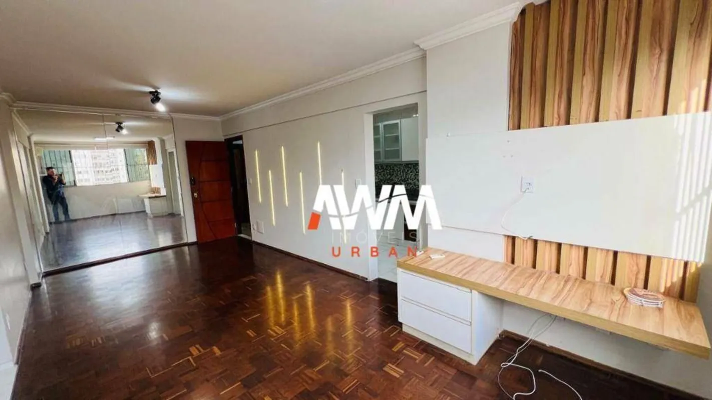 Apartamento com 3 quartos, sendo 1 suíte, 1 vaga de garagem, completo em armário...