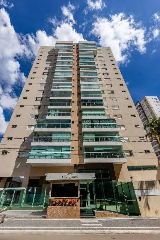 RESIDENCIAL CLENON LOYOLAPORTEIRA FECHADAEndereço: Rua 59 - Jardim Goiás, Goiâni...