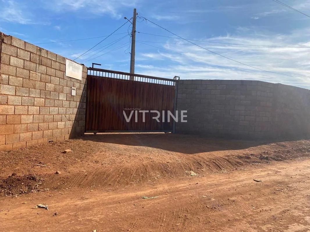 VENDO LOTE NA PONTE ALTA NORTE, PERTO DA  AV. 475, CONDOMÍNIO FECHADO FLAMBOYANT...