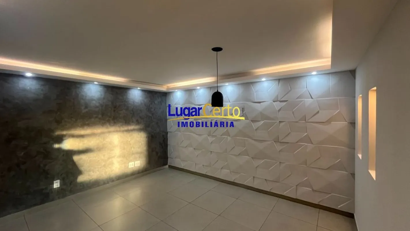Localização privilegiada e de fácil acesso, estas salas comerciais localizadas a...