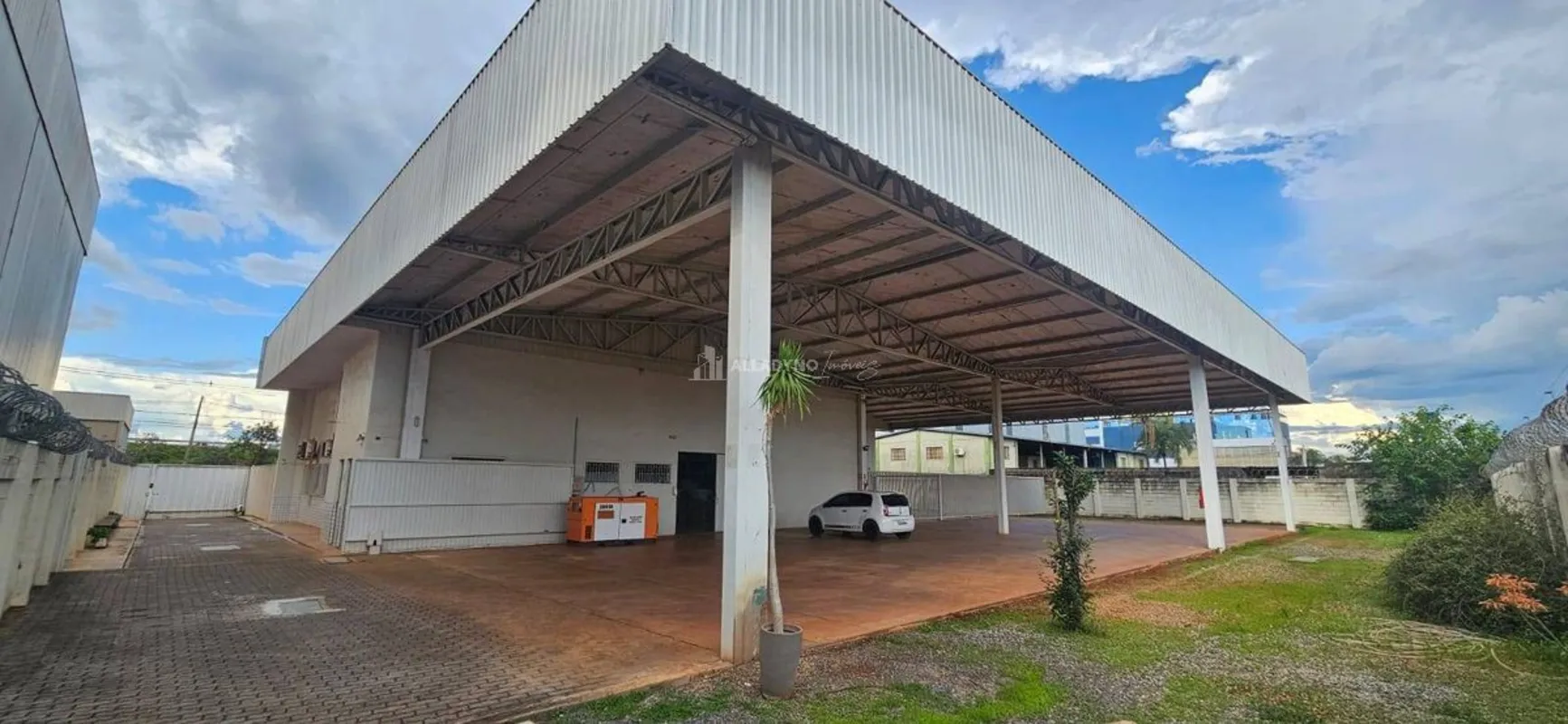 Oportunidade Comercial no SIA – Rua 17Apresentamos uma excelente oportunidade pa...
