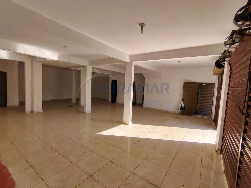 Loja Comercial em lote residencial de 110m² no Melhor Ponto de Samambaia - Grand...