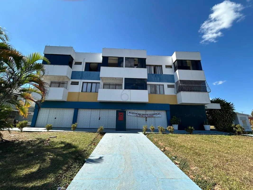 OPORTUNIDADE IMPERDÍVEL: Loja Completa em Localização Privilegiada! EDIFICIO POR...