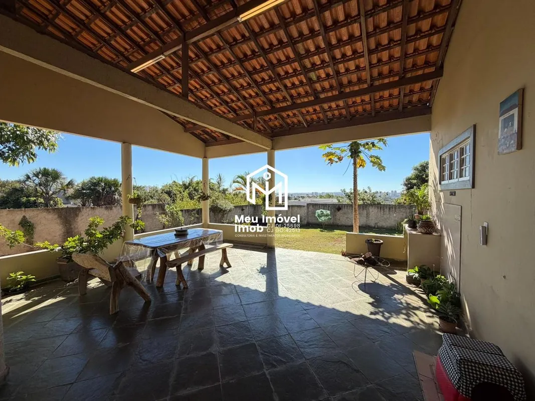 Cond Solar dos montes SHA CJ5 CH133 LT07 Arniquieras Águas claras Casa Térrea em...