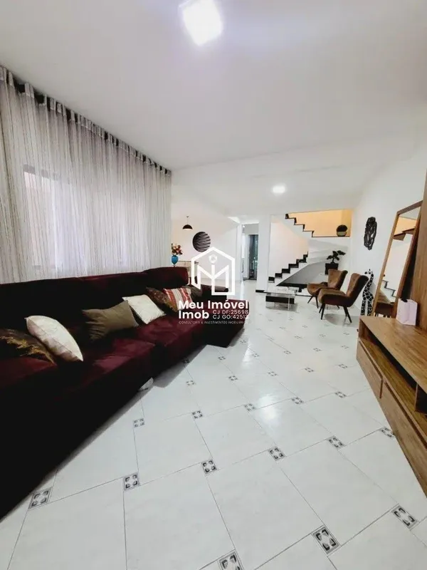Condomínio Sol NascenteConjunto 04, chácara 86, ArniqueirasExcelente casa com 03...