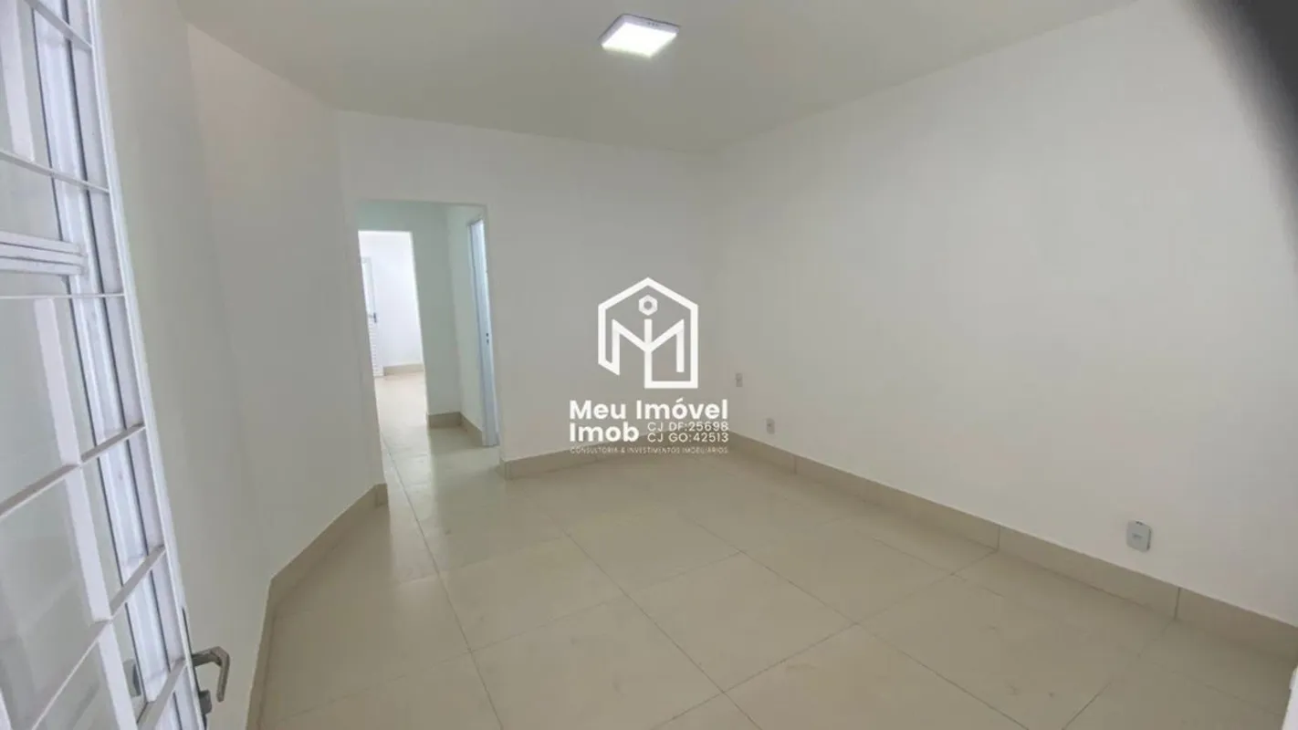 CasaQR 609 Samambaia NorteVenha conhecer esta incrível casa toda na laje, de esq...