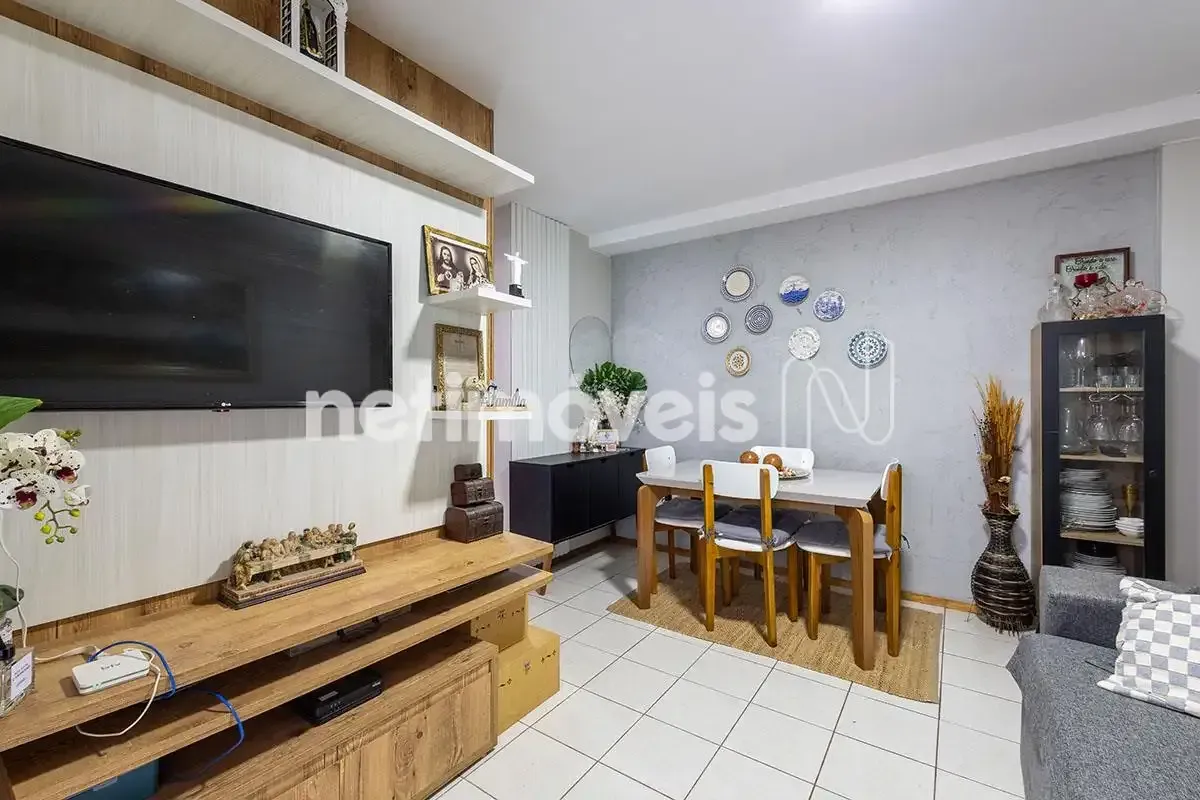 Condomínio com área de lazer em Águas Claras. Localização:O Residencial Piazza D...