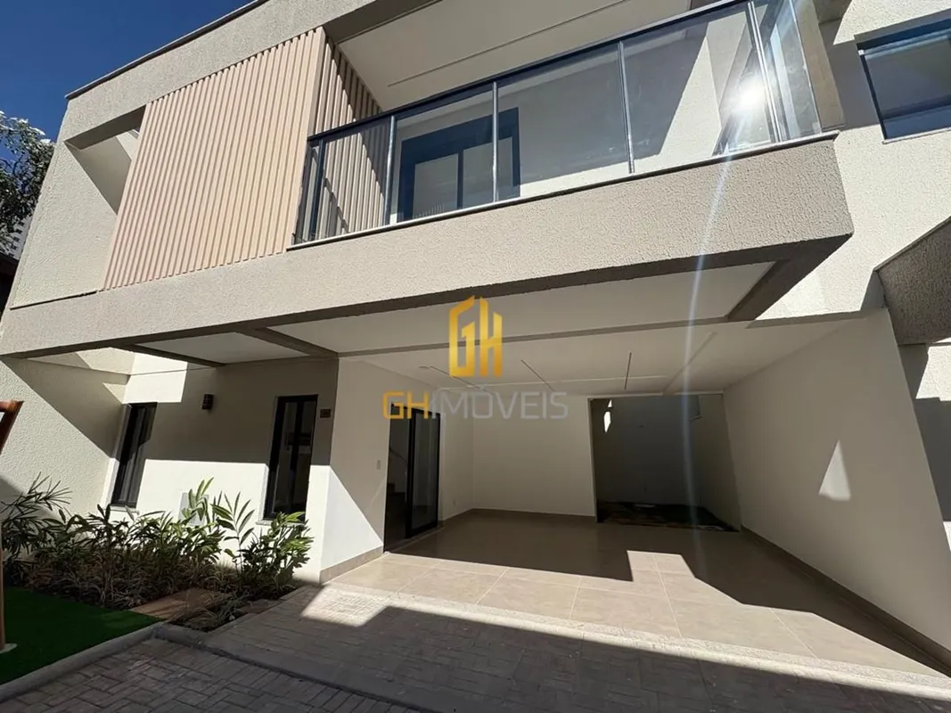 Lindo sobrado com 3 quartos no House Garden Parque Cascavel, área total de 129m²...