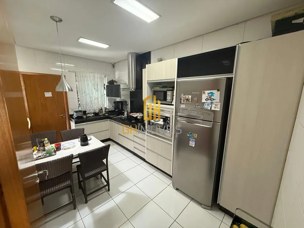 CA1528Linda casa com 3 quartos sendo 1 suíte localizada no Jardim Atlântico A ca...