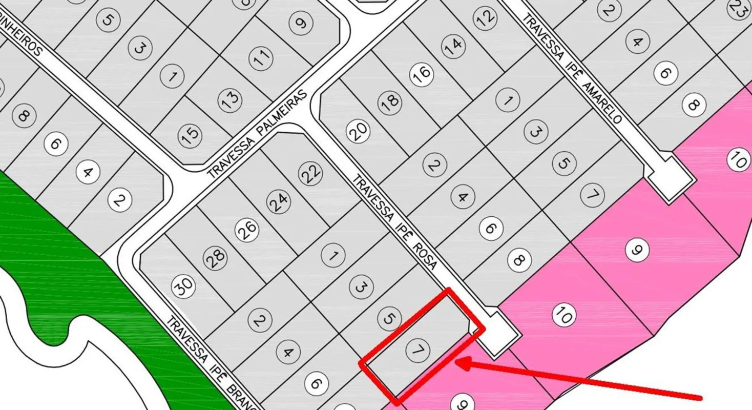 Excelente lote totalmente plano, com belíssima vegetação, localizado na parte ba...