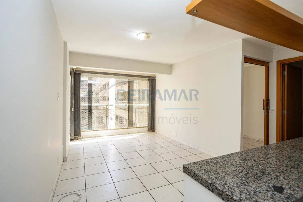 Apartamento 2 Quartos com Sala, Cozinha e Vaga Coberta no Belvedere Antares - Gu...