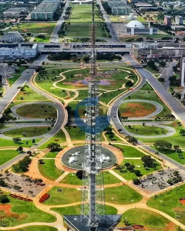 Área exclusiva para Build to Suit - 2.500 m²Localizada em ponto estratégico de B...