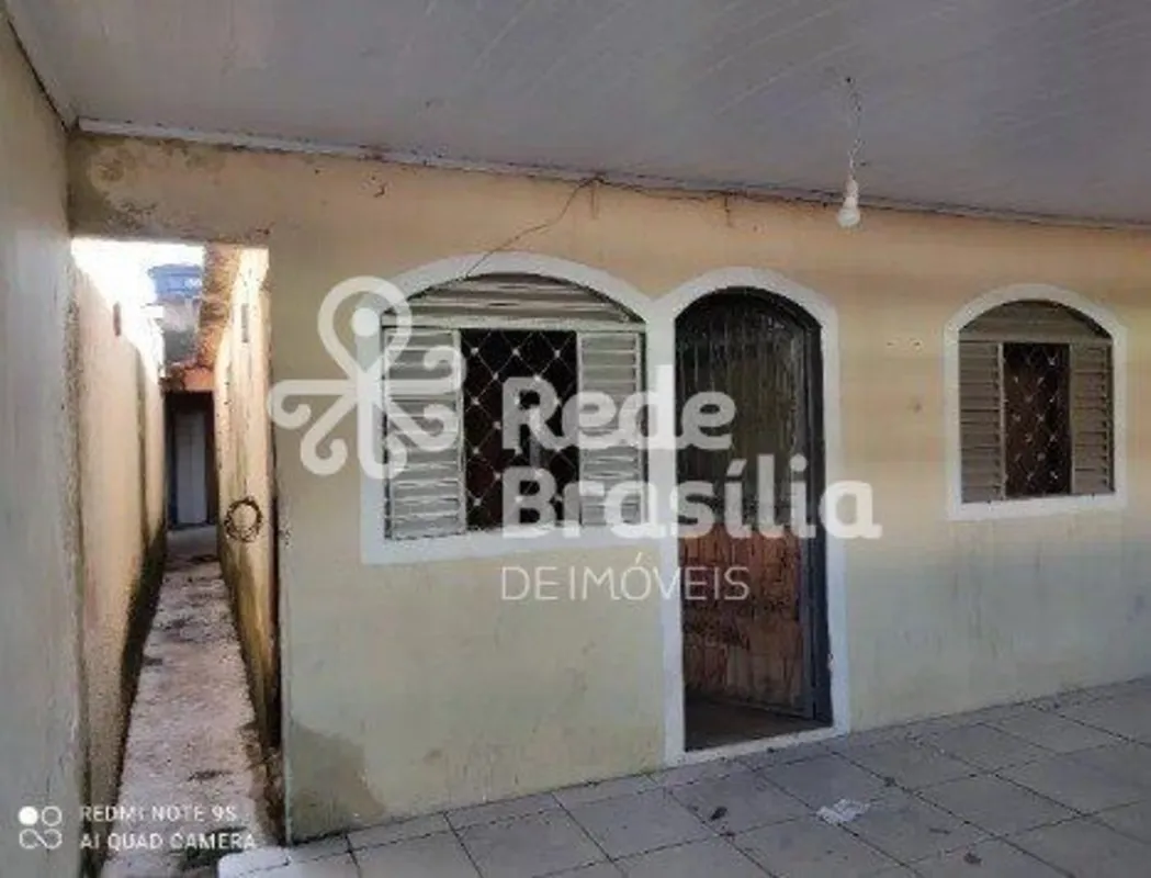 QNO 9 - Ceilândia NorteApresentamos este ponto comercial com casa localizada na ...