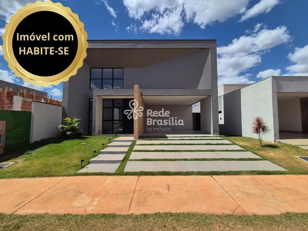 Casa Térrea à Venda no Condomínio Le JardinCaracterísticas do Imóvel:Casa com ha...