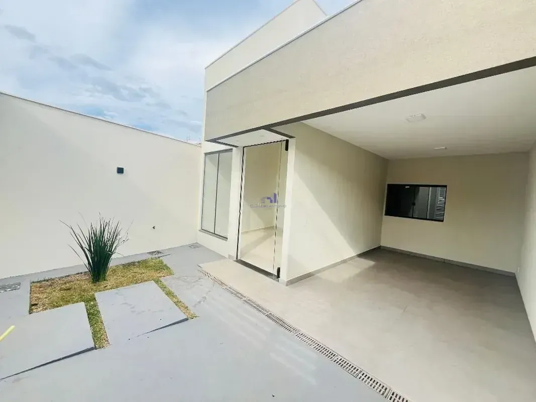 Cláudio Antônio !Vende espetacular casa de alto padrão na Quadra 10 da Rua Amazo...