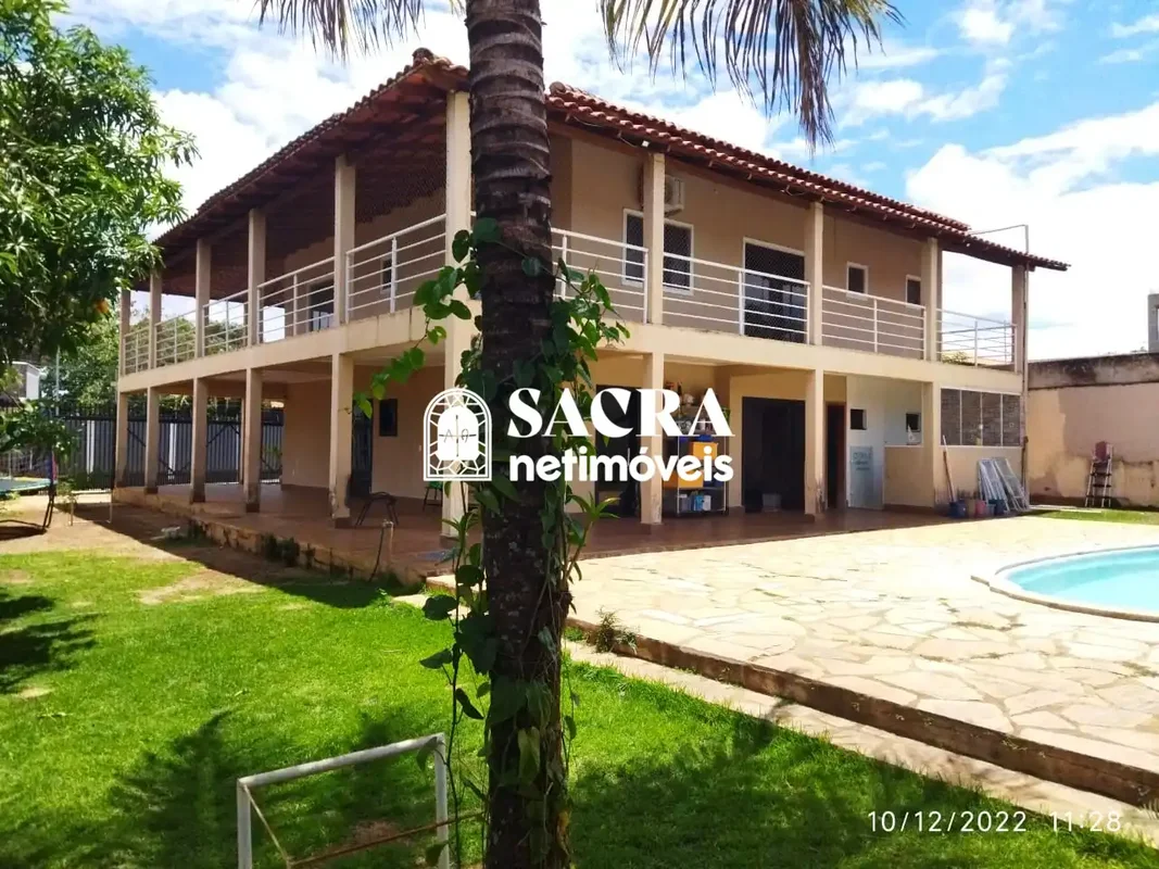 Casa regularizada em condomínio fechado em Arniqueiras, próximo ao Park Way. 1º ...