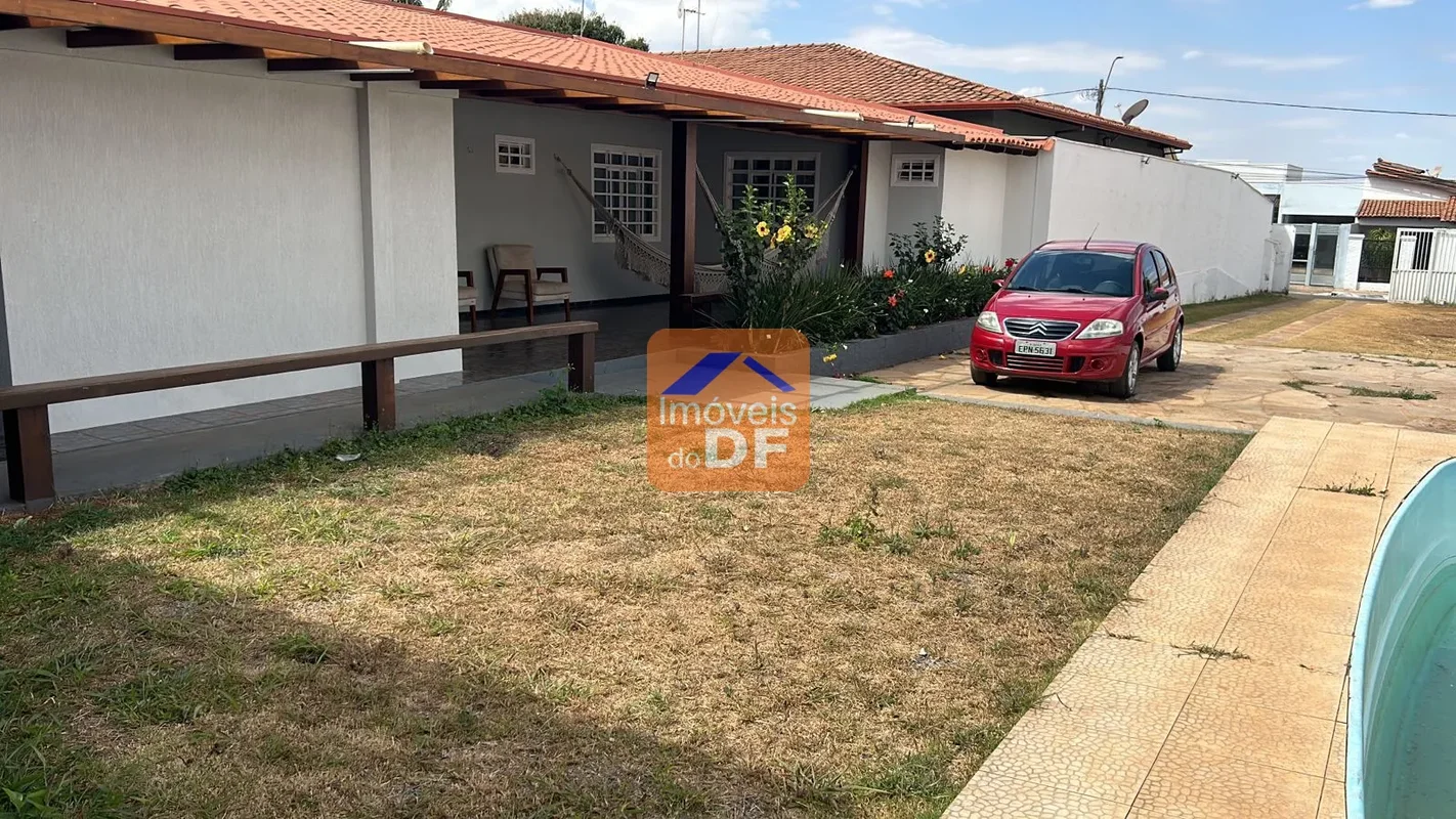 IMÓVEIS DO DF DISPONIBILIZA PARA VENDA:Ótima casa na rua 08Casa dentro condomini...