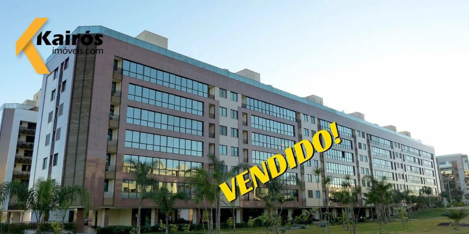 Cobertura duplex, vazada, vista livre, 332m² privativos, 4 dormitórios, sendo 3 ...