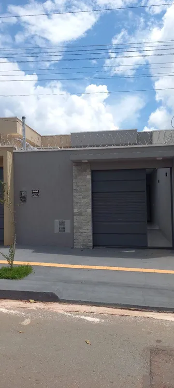 CASA TÉRREA NOVA COM ÁREA GOURMET NA FRENTE GOIÂNIA/ Parque Residencial Solar /S...