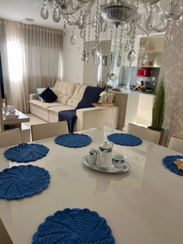 Apartamento com 59m², bem distribuídos em 2 quartos, sendo 1 suíte, banheiro soc...