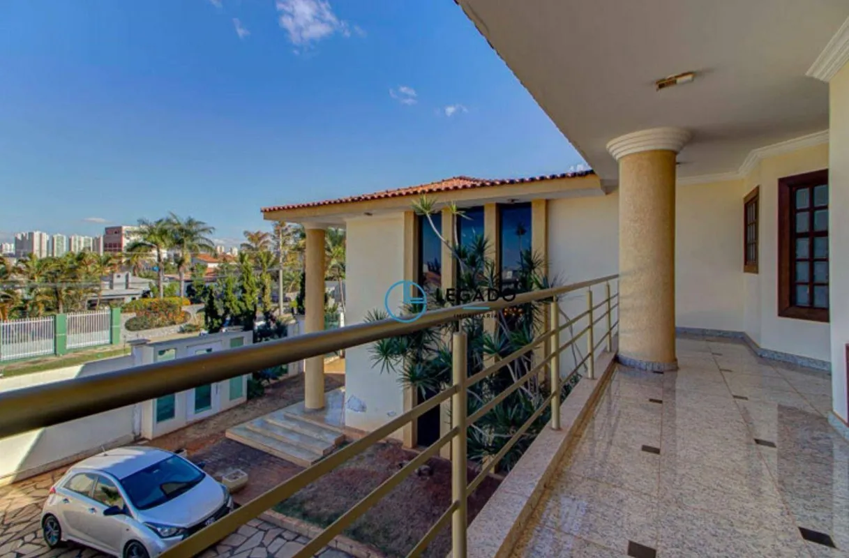 Casa Alto Padrão à Venda Vicente Pires (SHVP)Terreno: 1.007 m² | Área construída...