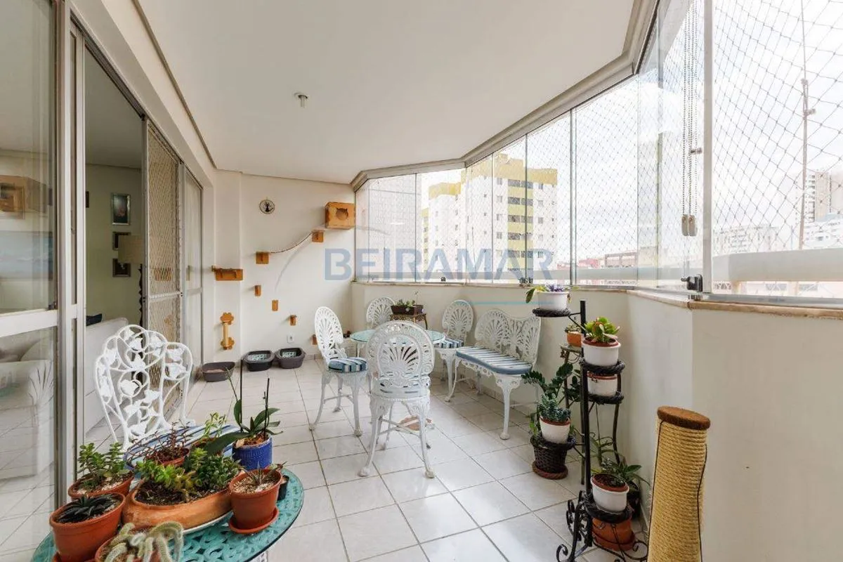 APARTAMENTO ANDAR ALTO COM 139 M², 4 QUARTOS, SENDO 1 SUÍTE COM 2 VAGAS NO RESID...