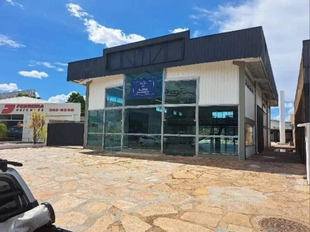 Loja/Galpão com Mezanino e Amplo Estacionamento na Cidade do AutomóvelEsta é uma...