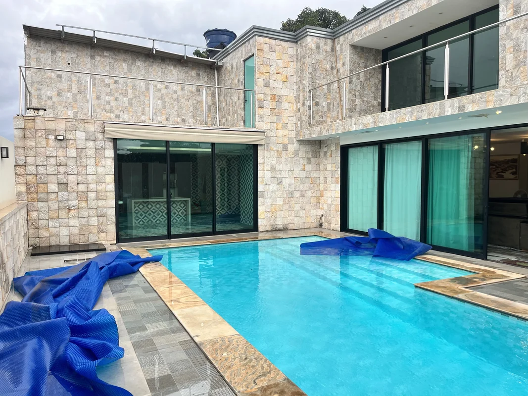 NERES NOGUEIRA – NEGÓCIOS IMOBILIÁRIOSCRECI/DF 10.469 LEIA TODO O ANÚNCIO Import...
