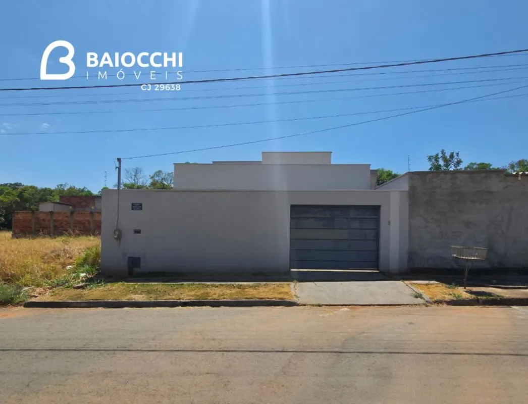 Casa Nova no Residencial Hebrom ? 200 m² de Lote, Pé Direito Duplo e Excelente A...