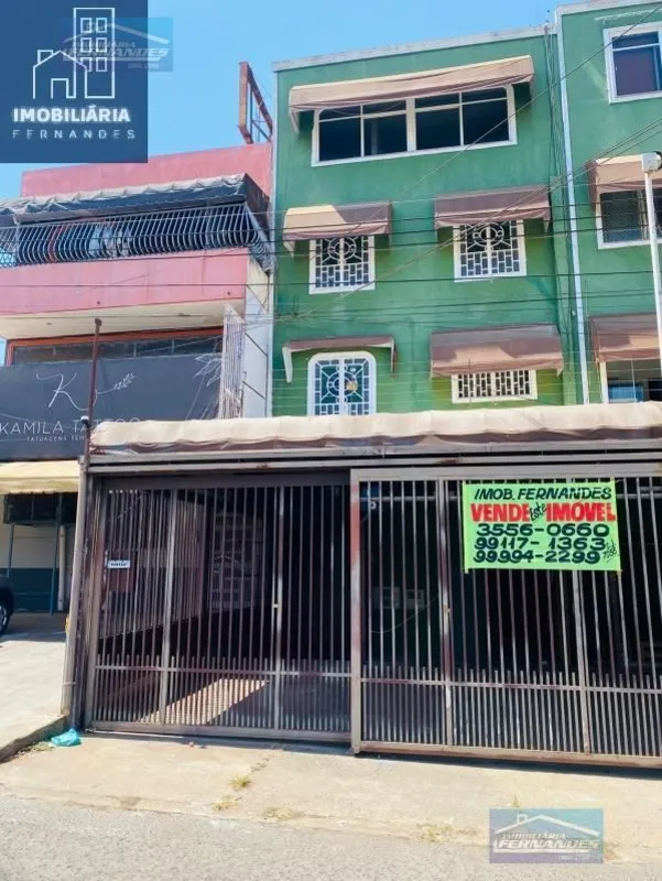 IMOBILIÁRIA FERNANDES vende excelente prédio na Quadra 11 do Setor Central, com ...