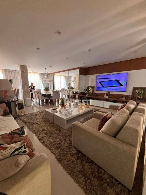 LOCALIZAÇÃO:Em localização privilegiada, próximo a Faculdades, Shopping Flamboya...